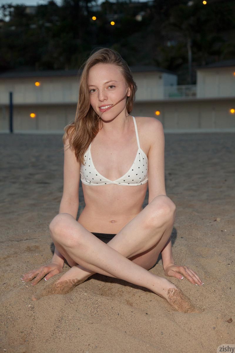 school models topless torrents teen persephone getting fucked
